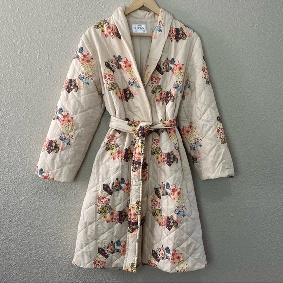 NEW Samantha Sipos Quilted Sunburst Coat - Picture 2 of 16